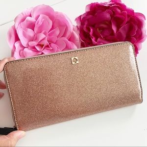 NWT Kate Spade Neda Glitter Wallet
